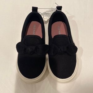 7T black bow slide on sneakers